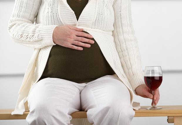 Вред алкоголя для потомства у женщин