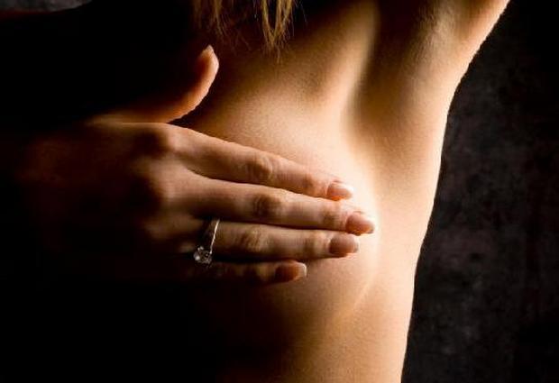 Бородавка на груди: выявляем и лечим!