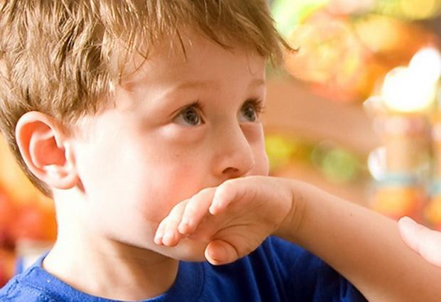 Как избежать риска пищевого отравления у малышей?