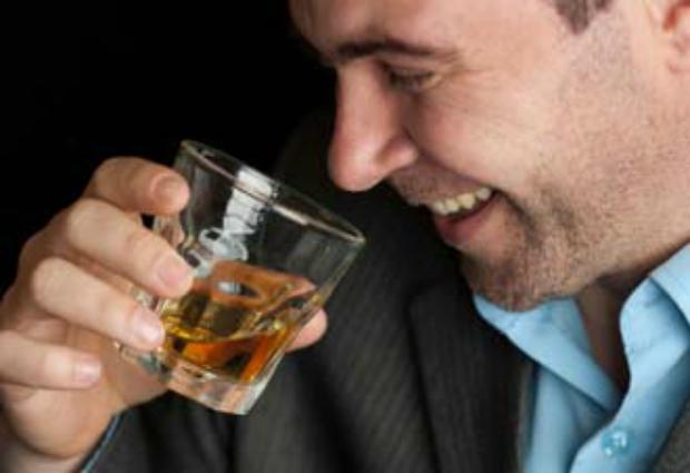 ​Ученые рассказали, сколько спиртного могут употреблять мужчины