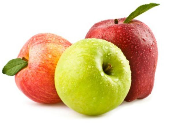 Одно яблоко может спасти от инфаркта, утверждают ученые