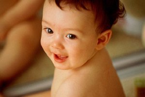Исследования подтверждают преимущества проведения родов в воде
