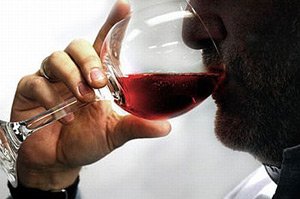 Красное вино не лечит сердечные заболевания
