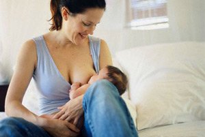 Материнское молоко защитит от энуреза