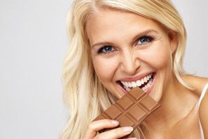 Женщинам после 50 обязательно надо есть шоколад