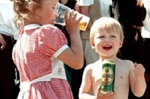 Дети в возрасте пяти лет уже могут быть алкоголиками