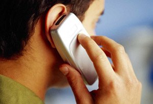 Пользование сотовыми телефонами может привести к развитию аллергии