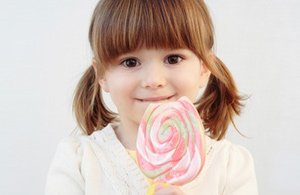 Употребление конфет в детском возрасте – профилактика ожирения
