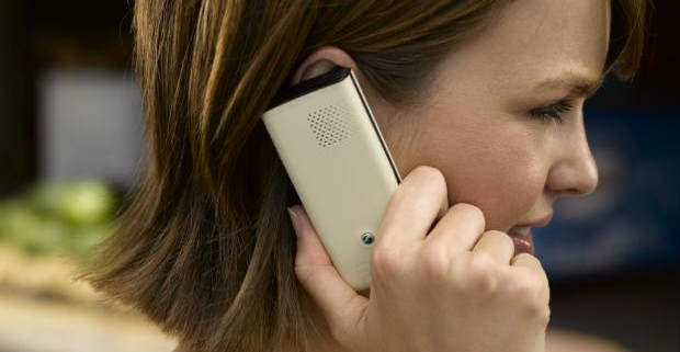 Мобильные телефоны стали причиной бессонницы