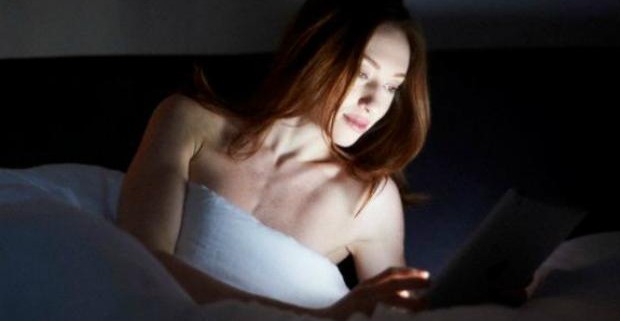 Активное использование электронных гаджетов вредит сну