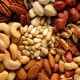 При недоборе массы тела помогут орехи