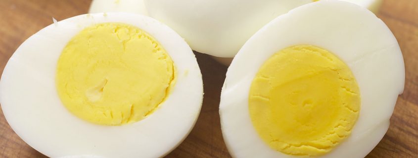 По утверждению экспертов, всего лишь одно яйцо в день обеспечит защиту от сердечных проблем