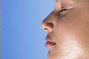 Женское лицо Женское лицо